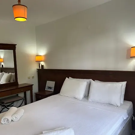Apart-hotel Naturella 3*
